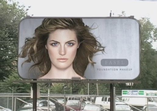 Billboard for Fasel Foundation Makeup from Dove Evolution ad
