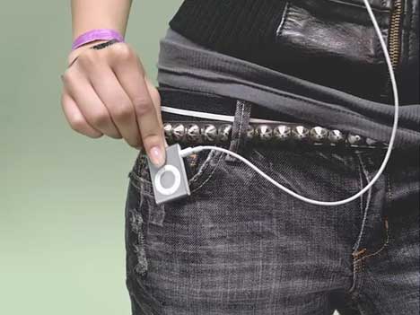 First iPod shuffle in Clip TV ad