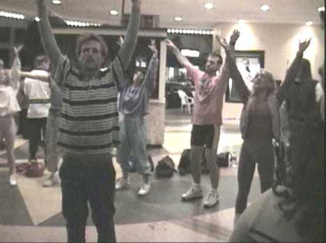 Spike Jonze and the Torrance Community in Praise You dance number