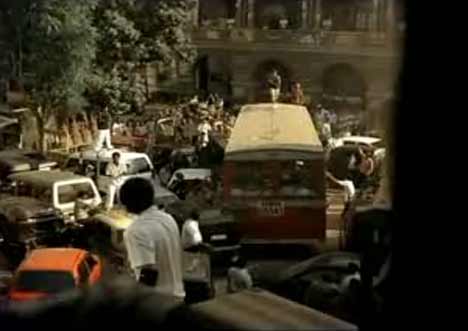 Mumbai street scene from Nike cricket TV ad