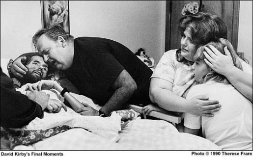 David Kirby dying of AIDS, photographed by Therese Frare
