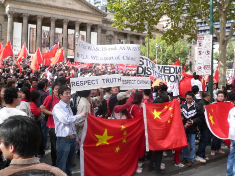 Chinese protesters in Melbourne April 13 2008