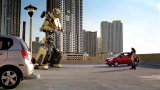 Dancing robot in Chevrolet Aveo commercial
