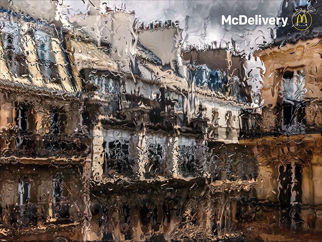 McDonalds France McDelivery print ad - rainy day